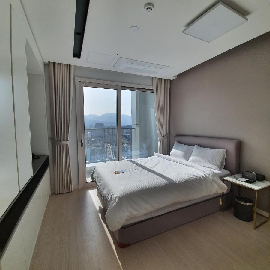 Sota Suite Sokcho World State Exterior photo